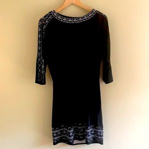 WHITE HOUSE BLACK MARKET keyhole 3/4 sleeve dress - Size XS
